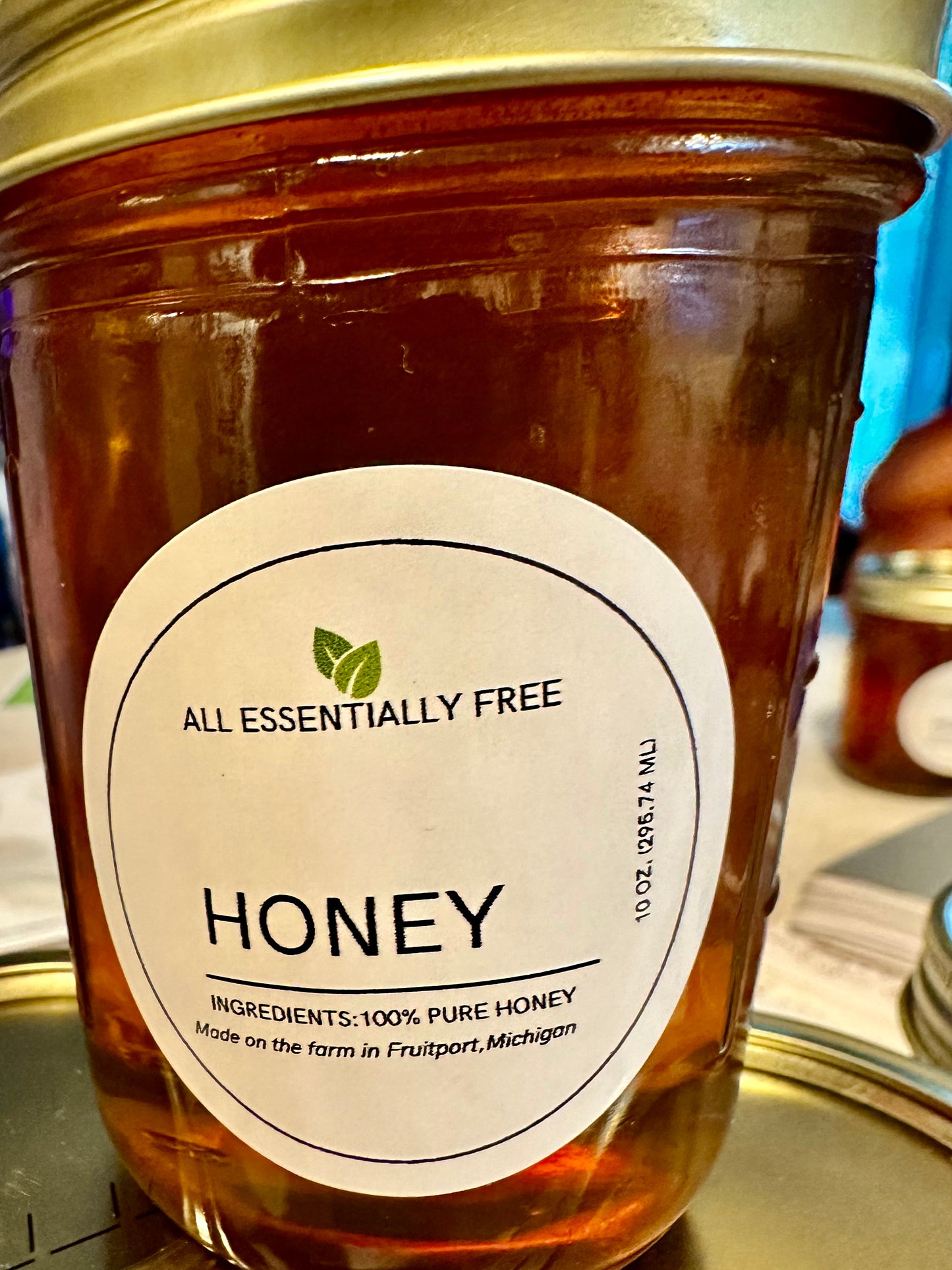 100% PURE RAW HONEY